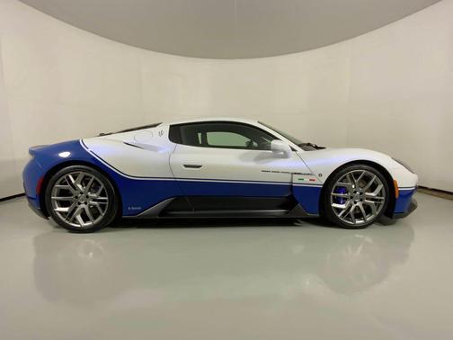 Black / Gray 2025 Maserati MC20