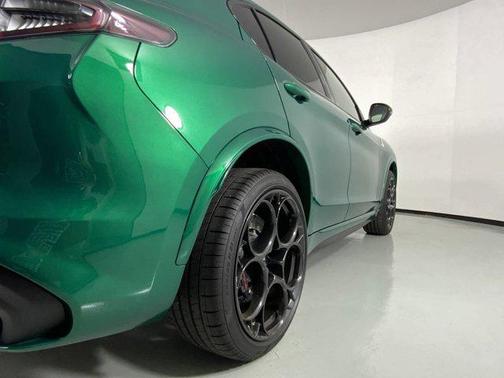 2024 Alfa Romeo Stelvio Quadrifoglio