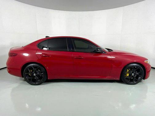 2021 Alfa Romeo Giulia Ti