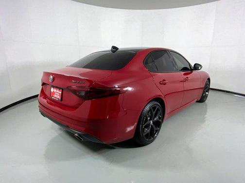 2021 Alfa Romeo Giulia Ti