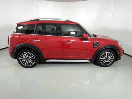 2017 MINI Countryman Cooper