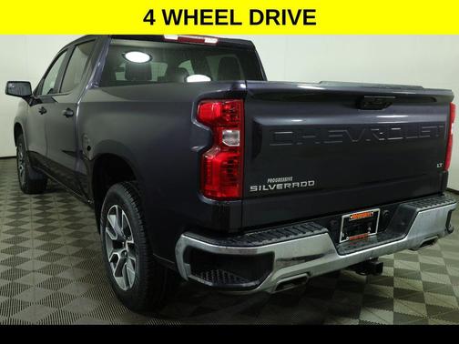 Dark Ash Metallic 2022 Chevrolet Silverado 1500 LT