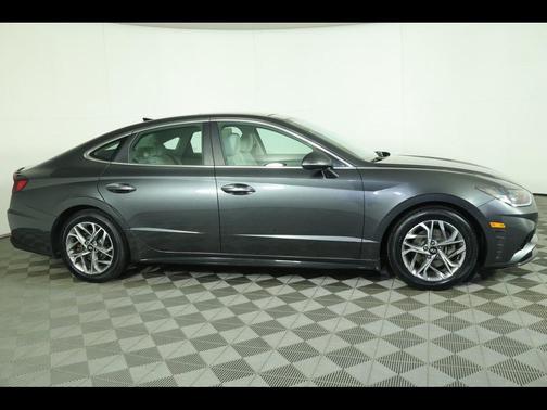 2021 Hyundai SONATA SEL