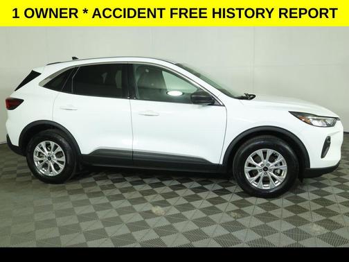 Oxford White 2023 Ford Escape Active