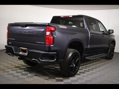 2022 Chevrolet Silverado 1500 Custom Trail Boss