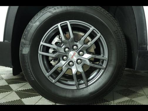 2025 GMC Acadia AWD Elevation