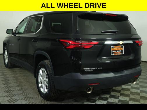 2023 Chevrolet Traverse LS