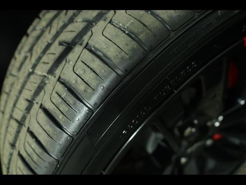 2021 Chevrolet Camaro RWD Convertible LT1