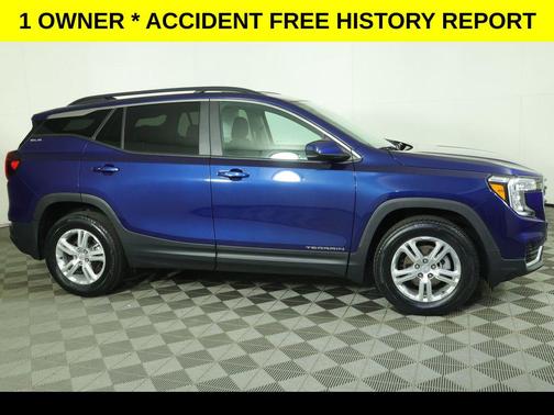 Marine Metallic 2022 GMC Terrain SLE