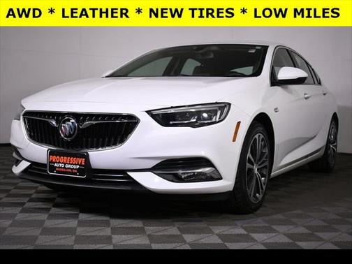 2019 Buick Regal Sportback AWD Essence