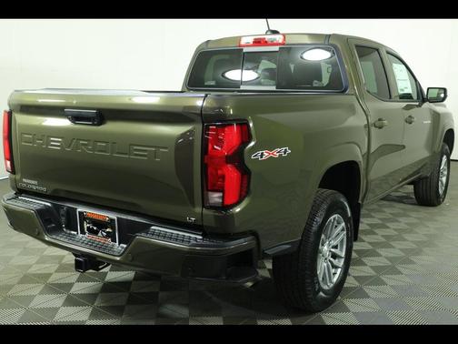 2024 Chevrolet Colorado LT