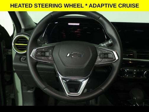 Cacti Green 2025 Chevrolet Trax FWD ACTIV