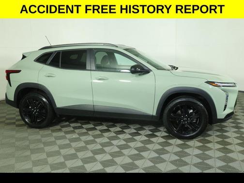 Cacti Green 2025 Chevrolet Trax FWD ACTIV