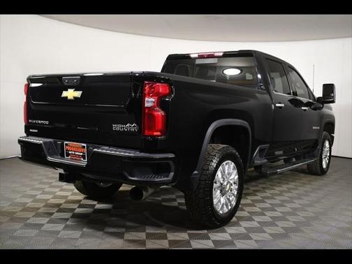 2022 Chevrolet Silverado 3500 High Country