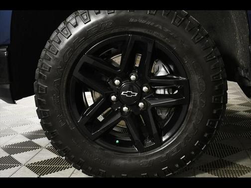 2022 Chevrolet Silverado 1500 Custom Trail Boss