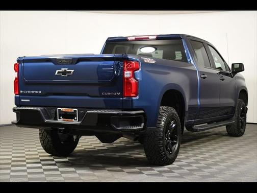 2022 Chevrolet Silverado 1500 Custom Trail Boss