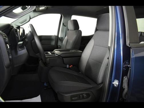 2022 Chevrolet Silverado 1500 Custom Trail Boss