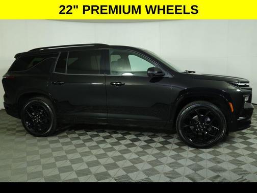 Mosaic Black Metallic 2024 Chevrolet Traverse RS