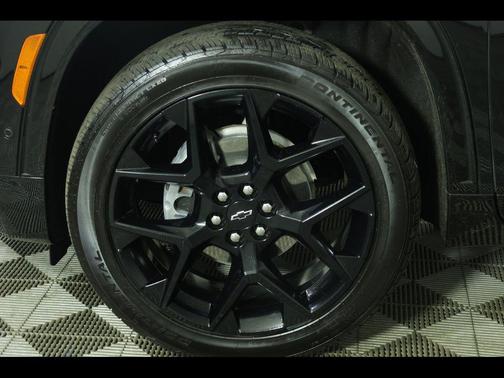 Mosaic Black Metallic 2024 Chevrolet Traverse RS