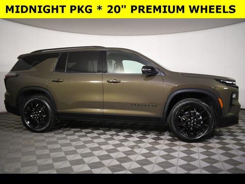 2024 Chevrolet Traverse LT