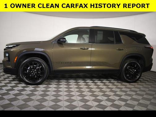 2024 Chevrolet Traverse LT