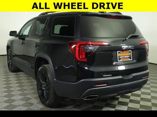 2023 GMC Acadia AWD SLT