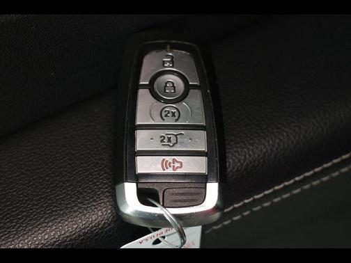 RAPID RED MET TINTED CC 2022 Ford Escape SE