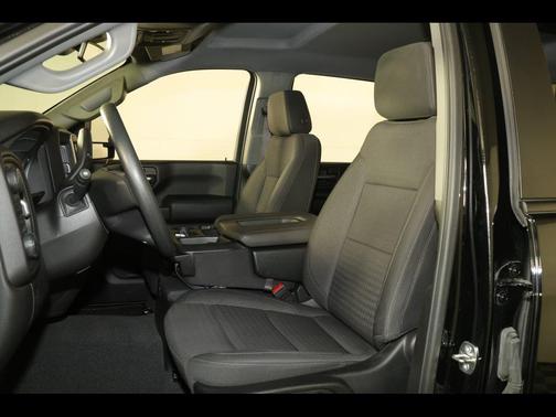 2024 Chevrolet Silverado 2500 Custom