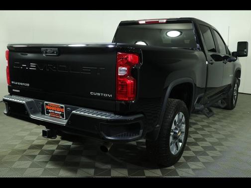 2024 Chevrolet Silverado 2500 Custom