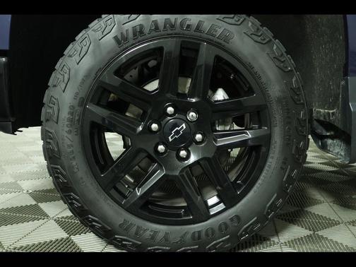 2022 Chevrolet Silverado 1500 Custom Trail Boss