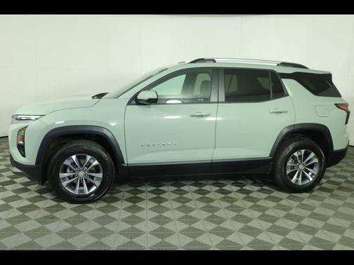 Cacti Green 2025 Chevrolet Equinox 1LT