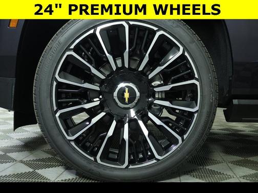 2025 Chevrolet Suburban 4WD High Country