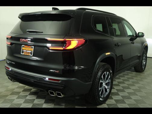2024 GMC Acadia AWD AT4