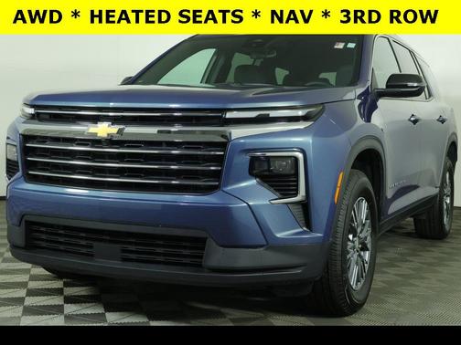2025 Chevrolet Traverse LT