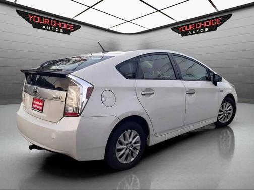 2013 Toyota Prius Plug-in Advanced