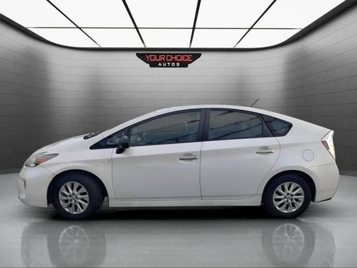 2013 Toyota Prius Plug-in Advanced