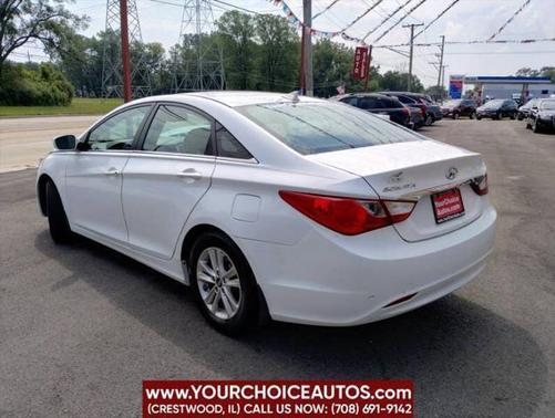 2013 Hyundai SONATA GLS