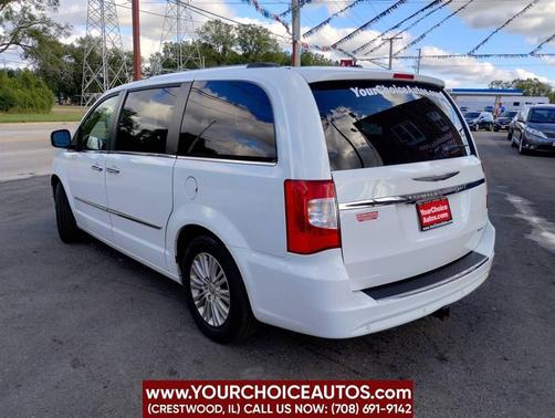 2014 Chrysler Town & Country Limited