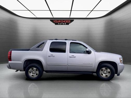2011 Chevrolet Avalanche 1500 LS