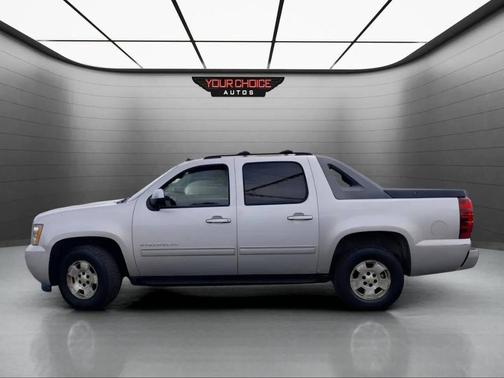 2011 Chevrolet Avalanche 1500 LS