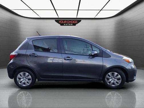 2014 Toyota Yaris LE