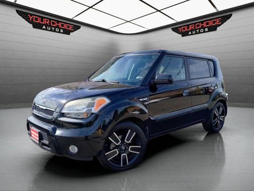 2010 Kia Soul +
