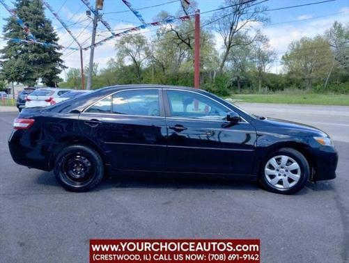 2010 Toyota Camry LE