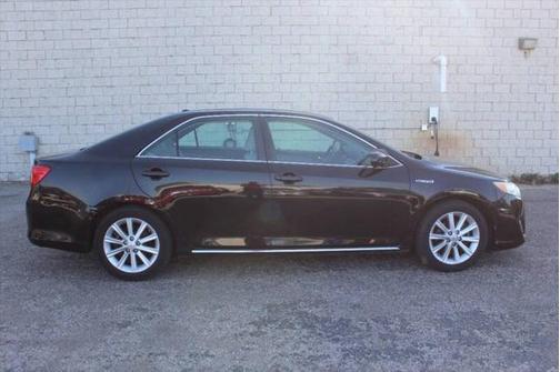 2013 Toyota Camry Hybrid XLE