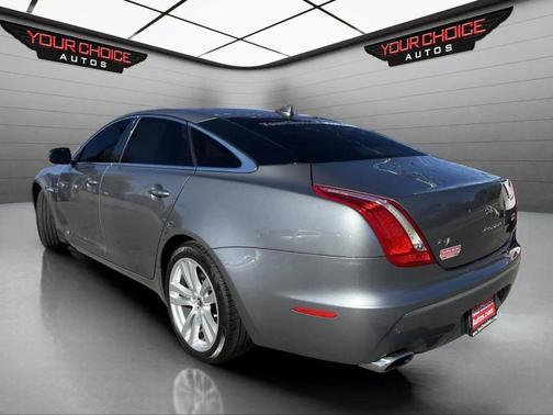 2013 Jaguar XJ L Portfolio
