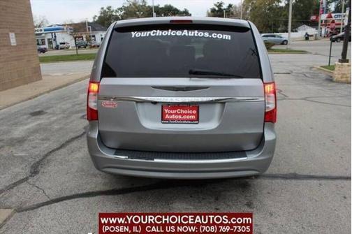 2013 Chrysler Town & Country Touring