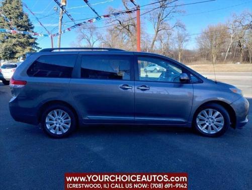 2013 Toyota Sienna XLE