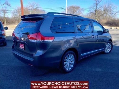 2013 Toyota Sienna XLE