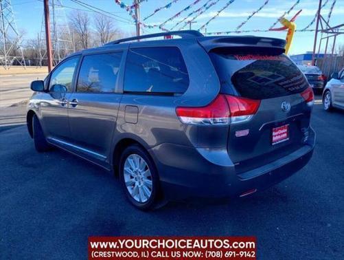 2013 Toyota Sienna XLE