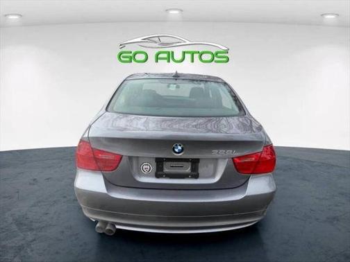 Titanium Silver Metallic 2009 BMW 328 4dr Sdn 328i xDrive AWD